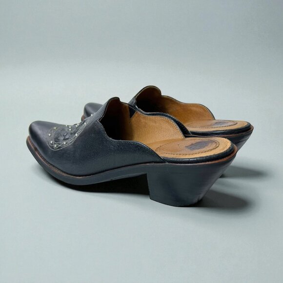 Ariat Mules Women Size 6.5 B Black Leather Studded Medallion Western Slip On - Picture 5 of 13